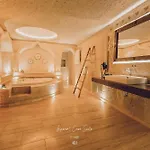 Nino Cave Ürgüp