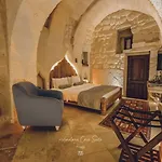 Nino Cave Hotel