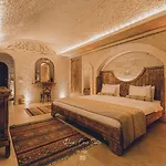Nino Cave Hotel