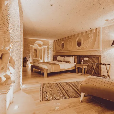 Nino Cave Hotel 3*