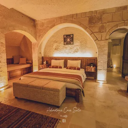 Hotel Nino Cave