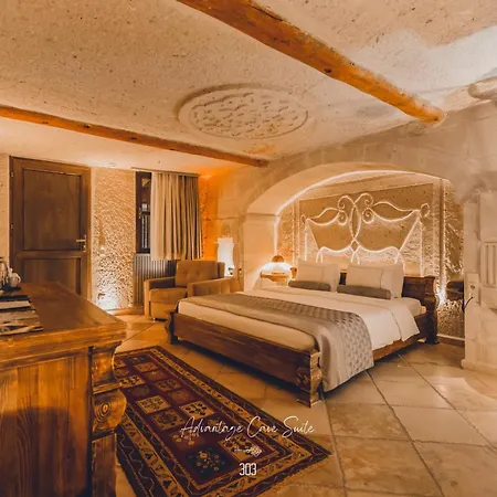 Nino Cave Hotel 3*