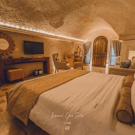 Nino Cave