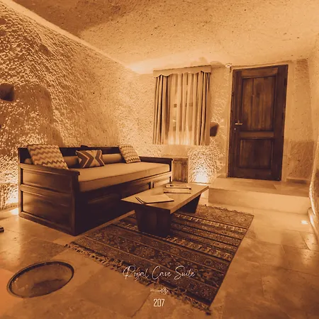 Hotel Nino Cave